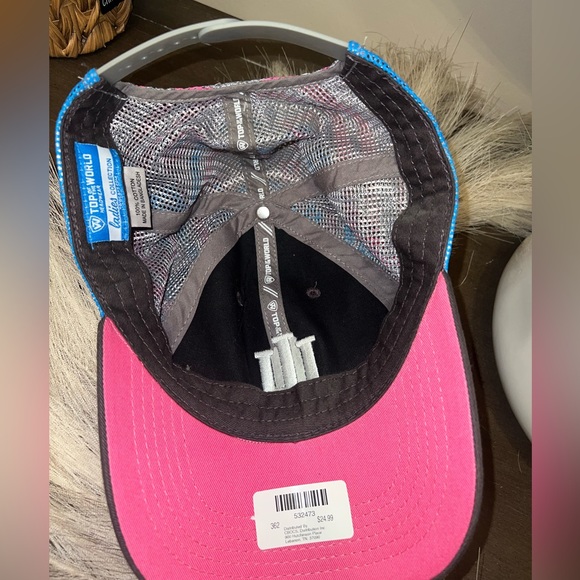 NEW WITH TAGS Women’s Indiana University IU snapback hat - Picture 4 of 4